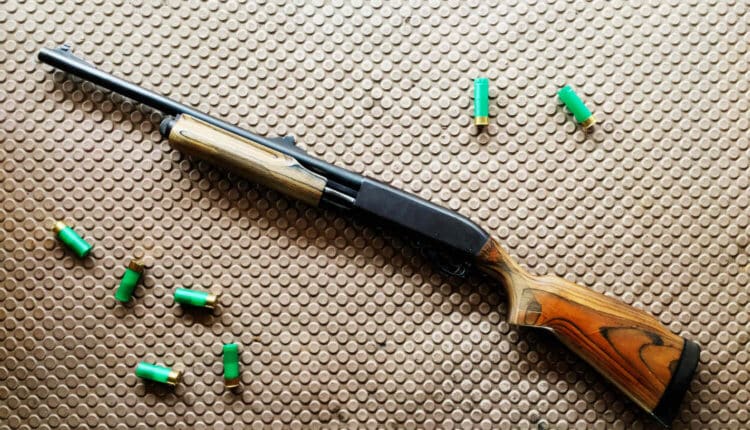 Gel Blaster Gun vs Zombie Knife: Understanding Their Uses, Features, and Popularity Among Outdoor Enthusiasts