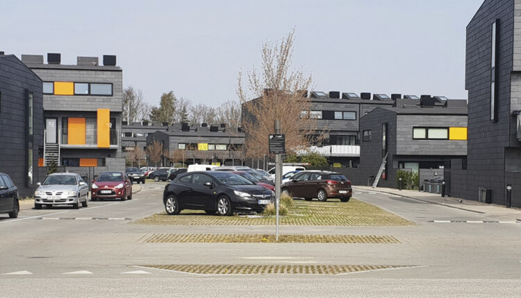 Undgå optagede parkeringspladser med parkeringskontrol