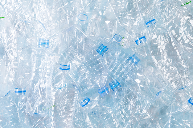 	hvordan genbruger man plastik
