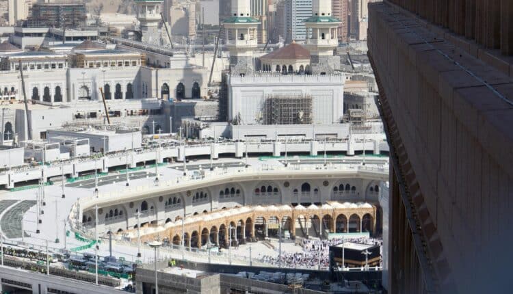 Historical Sites (Ziyarah): Exploring Locations Near the Harams