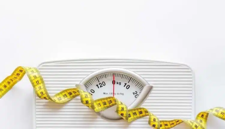 progesterone cause weight gain